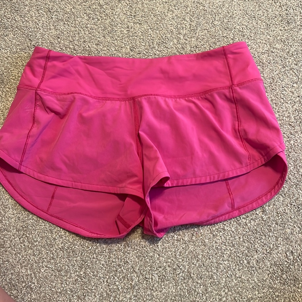 sonic pink size 4